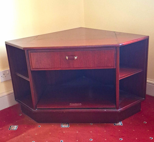Brown wood corner - corner, stand