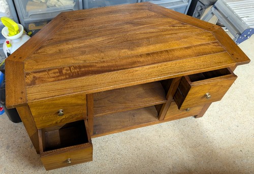 Solid dark wood - solid, corner